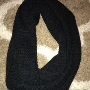 Black scarf